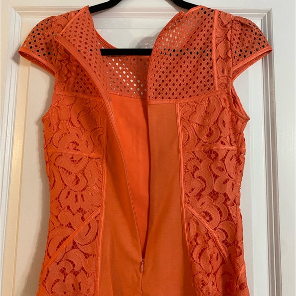 NWT Bebe Orange Lace Paneled Short Sleeve Top - Picture 6 of 10